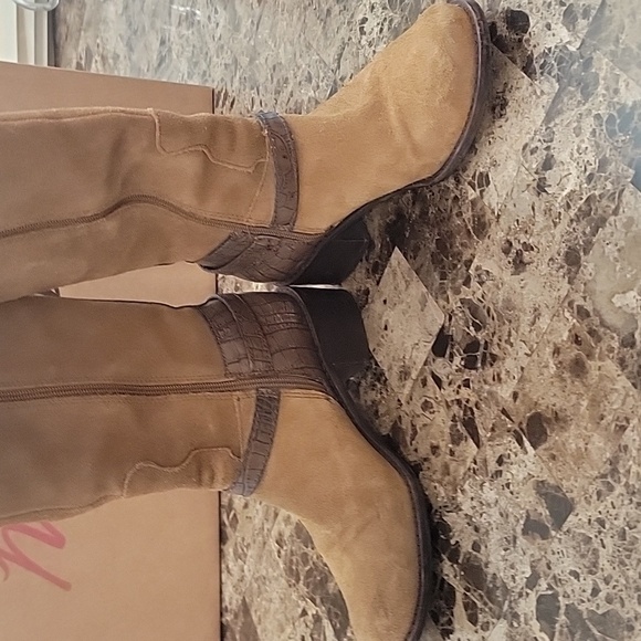 Matisse woman's NOLA US 7.5 knee high Brown Suede Leather Side zip Riding Boots - Picture 6 of 9